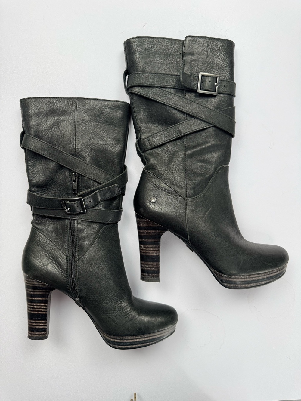 UGG Jardin Black Leather Platform Heeled Boots 7.5 Moto Buckle Y2K Goth Edgy
